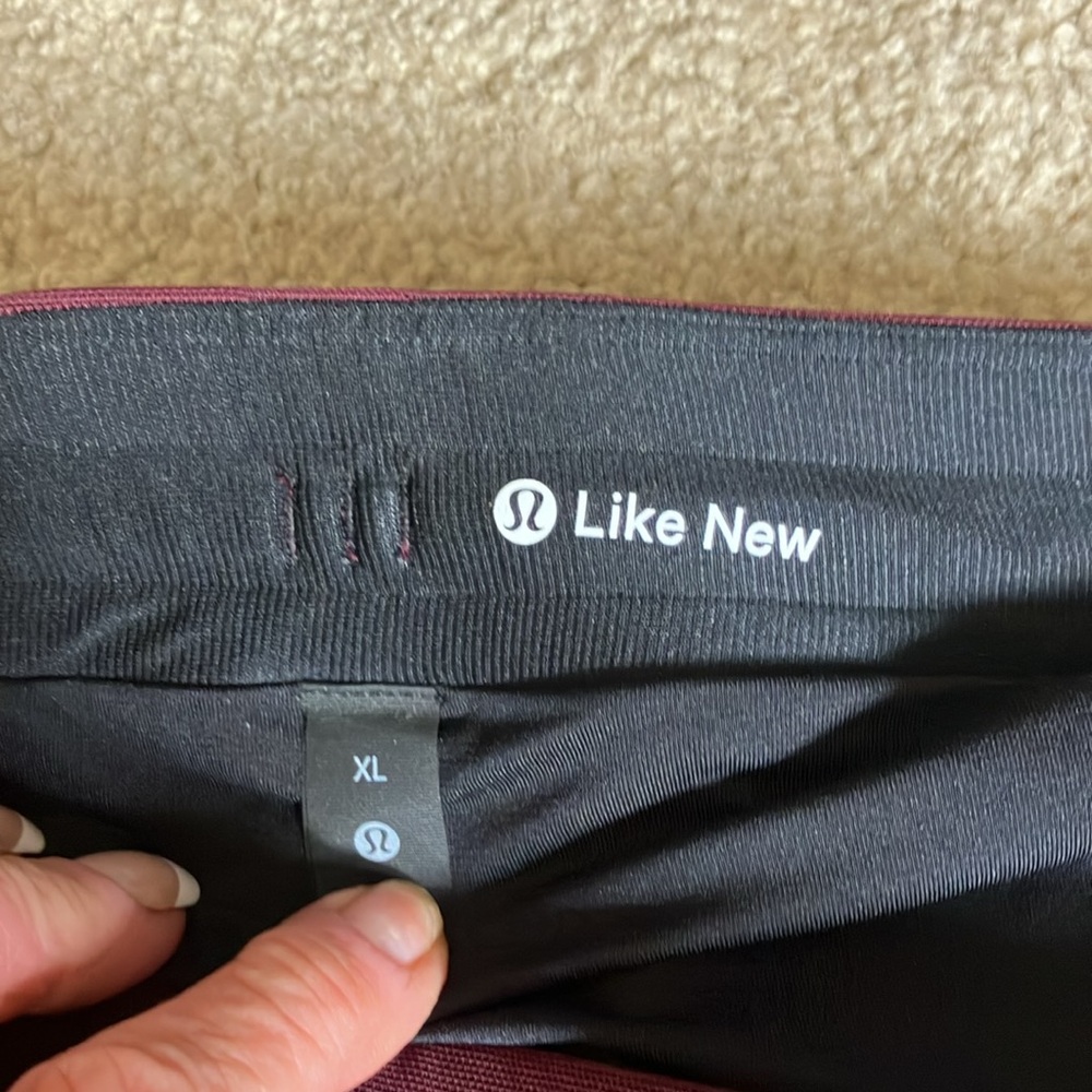 XL Lululemon - License to Train - Lined Shorts - 7” - Picture 12 of 13